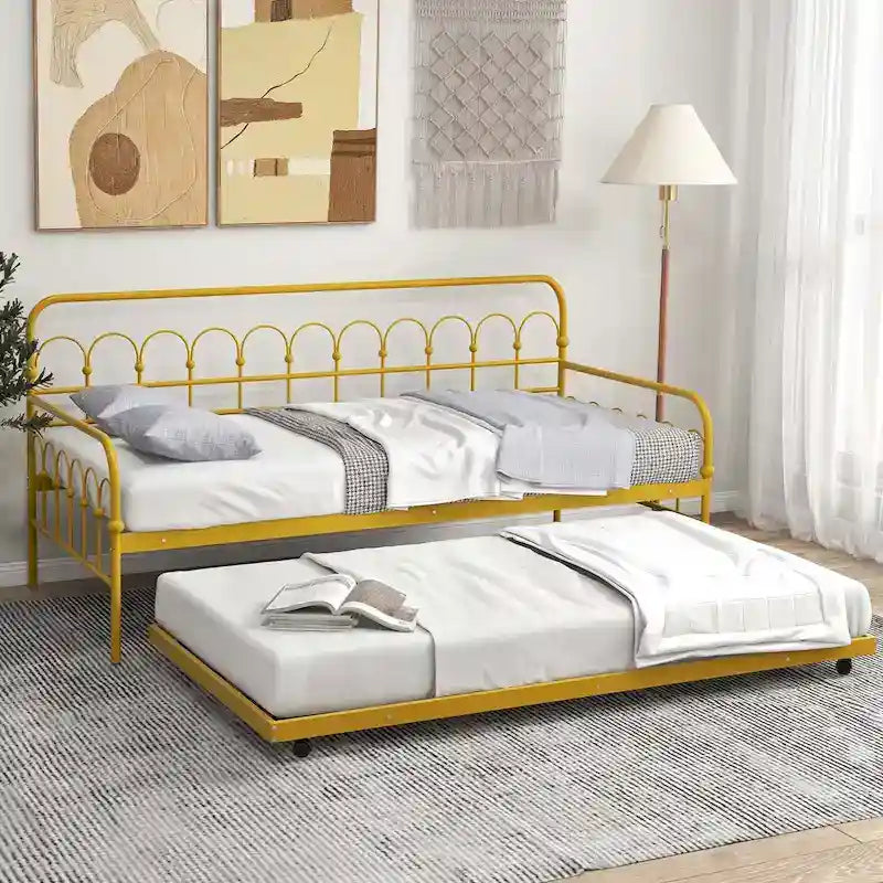 Letto a giorno in metallo con letto estraibile, salvaspazio