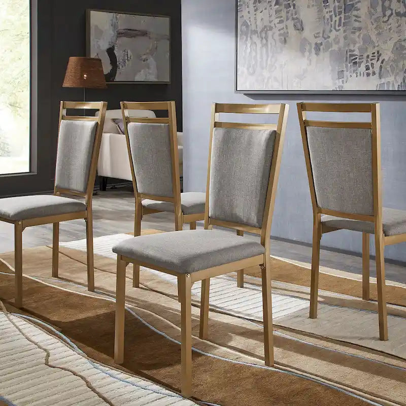 Tavolo da pranzo con piano in finto marmo e oro e 4 sedie