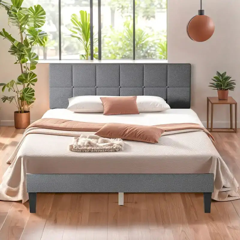 Letto a piattaforma imbottito in lino con struttura in legno e testiera, non è necessaria la rete a molle, senza rumore, misure T/F/Q