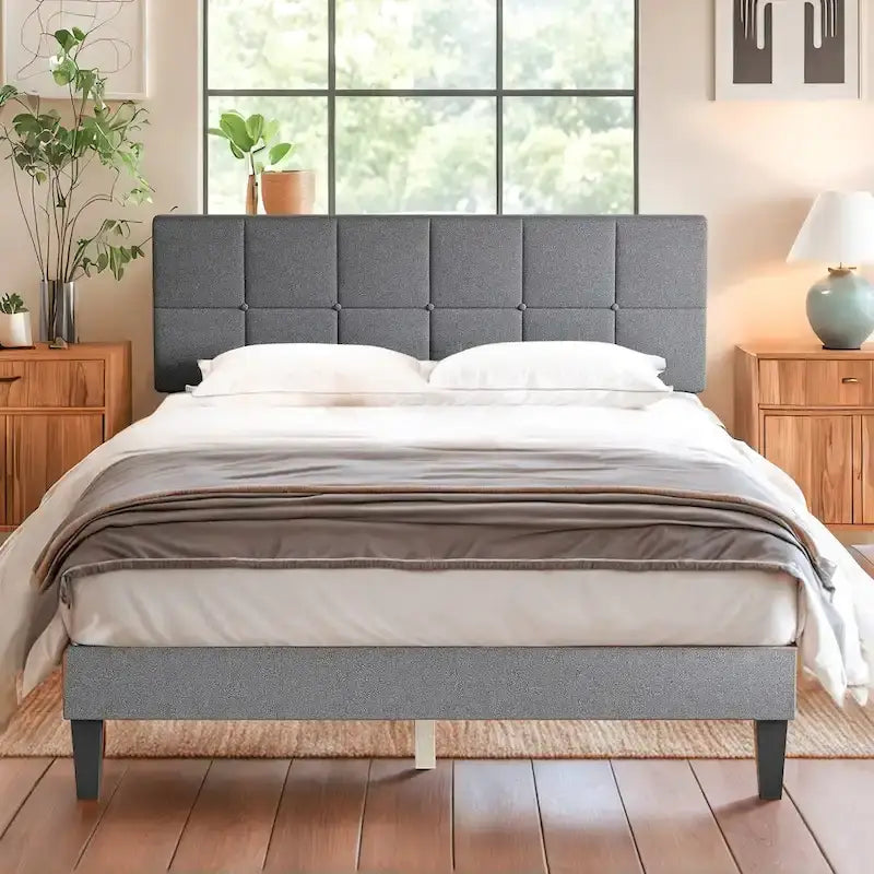 Letto a piattaforma imbottito in lino con struttura in legno e testiera, non è necessaria la rete a molle, senza rumore, misure T/F/Q